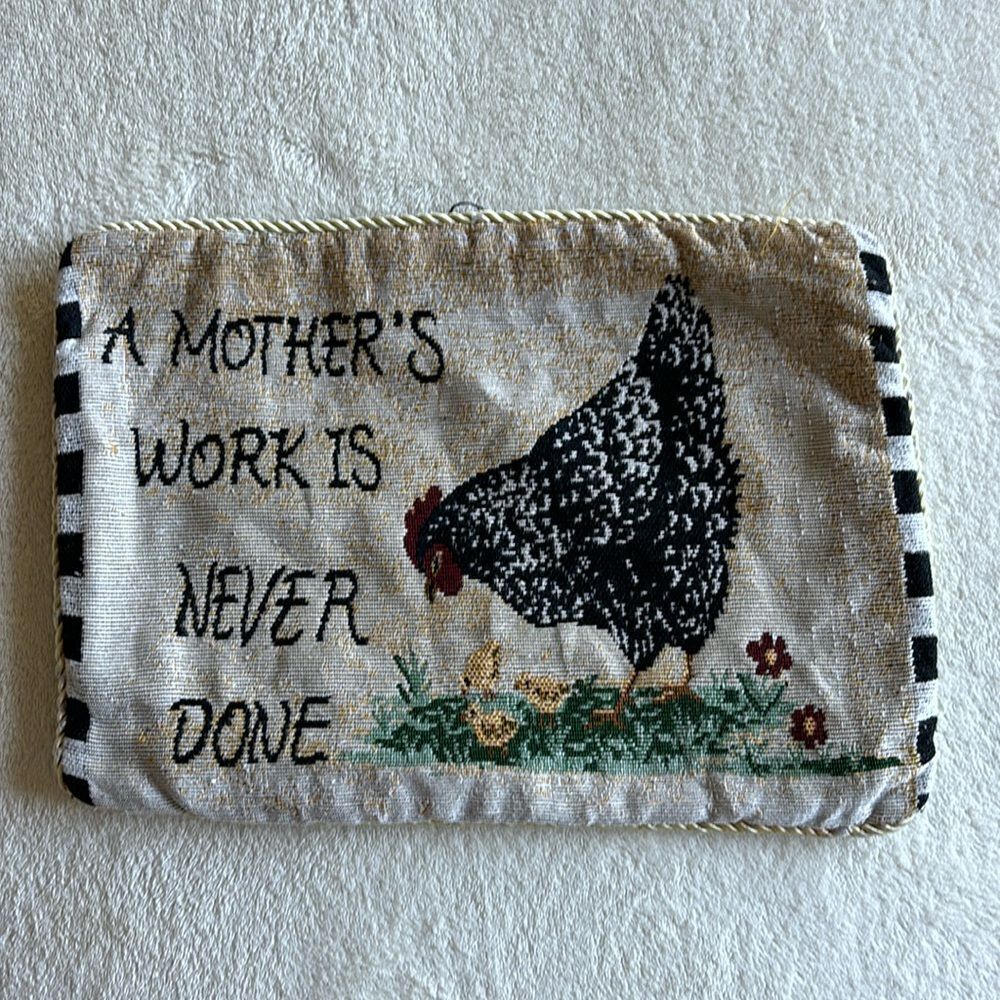 Vintage Chicken “A Mother’s work is never done” Tapestry Pillow Cover‎ Country